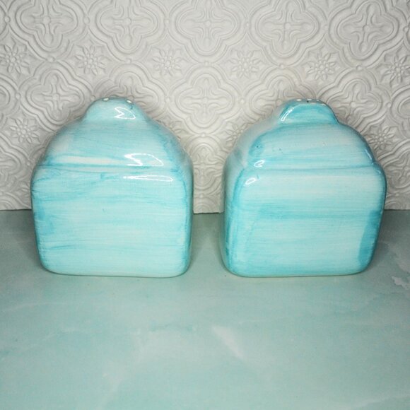 Pair Of Retro Look Salt And Pepper Shakers American Diner Jukebox Design Fun - Picture 4 of 7